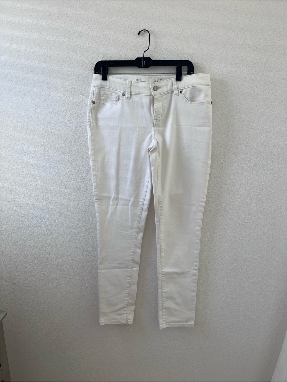 NWOT White Women's Skinny Jeans - THE LIMITED